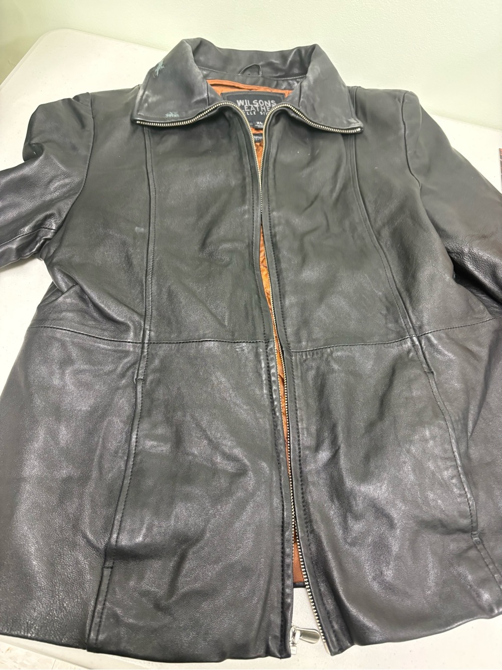 Wilsons Leather Men's Black Leather Bomber Jacket, for women size XL